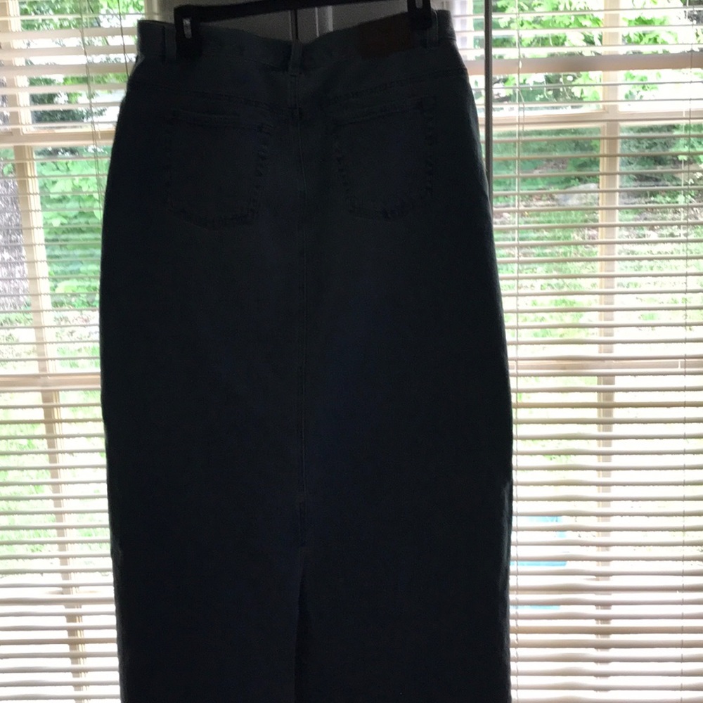 Lauren Jean Company Skirt